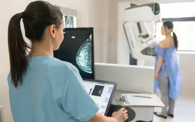 تاثیر ماموگرافی بر پروتز سینه – هر آنچه باید بدانید!