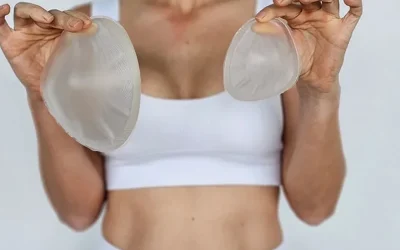 جا به جایی پروتز سینه – علت علائم و نحوه درمان